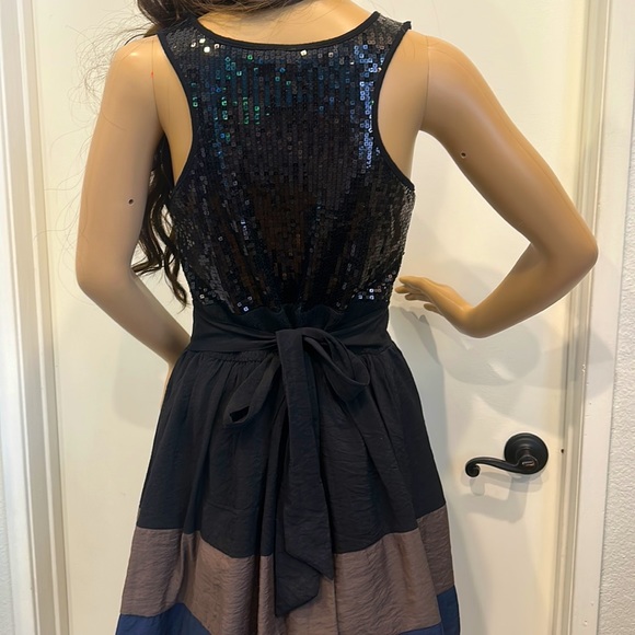 ‼️SALE‼️Clothing Company Cute Girl Party Mini Dress - Picture 4 of 9